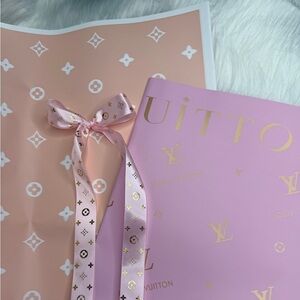 Luxury Floral Wrapping Set- 20 Gold print Sheets Pink / Peach + 5 Yards Ribbon